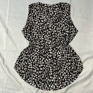 NWOT LEOPARD MAURICES BUSINESS CASUAL BUTTON UP TANK BLOUSE